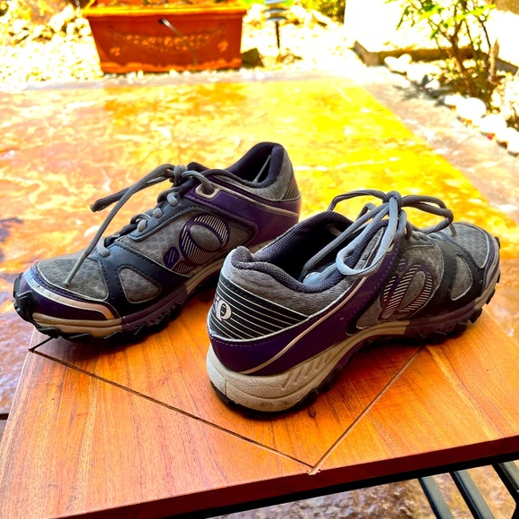 Pearl Izumi mountain biking shoe - Sz 7 - 7.5 (38). Great condition with SPD - Picture 8 of 9